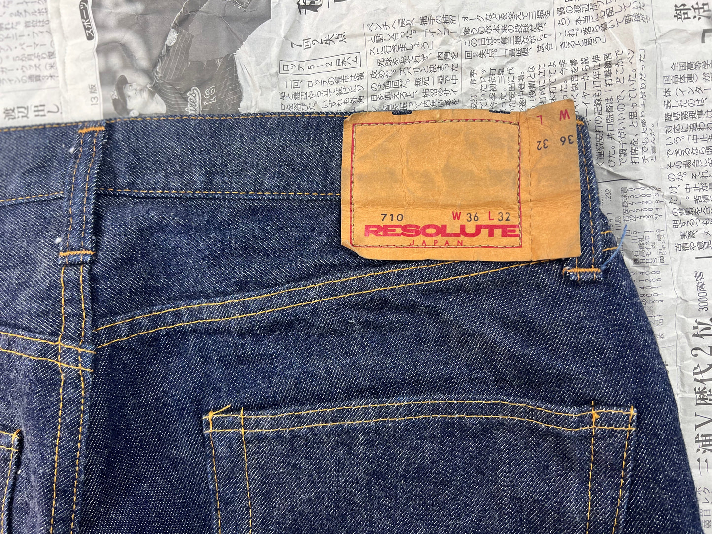 [36] 710 Jeans